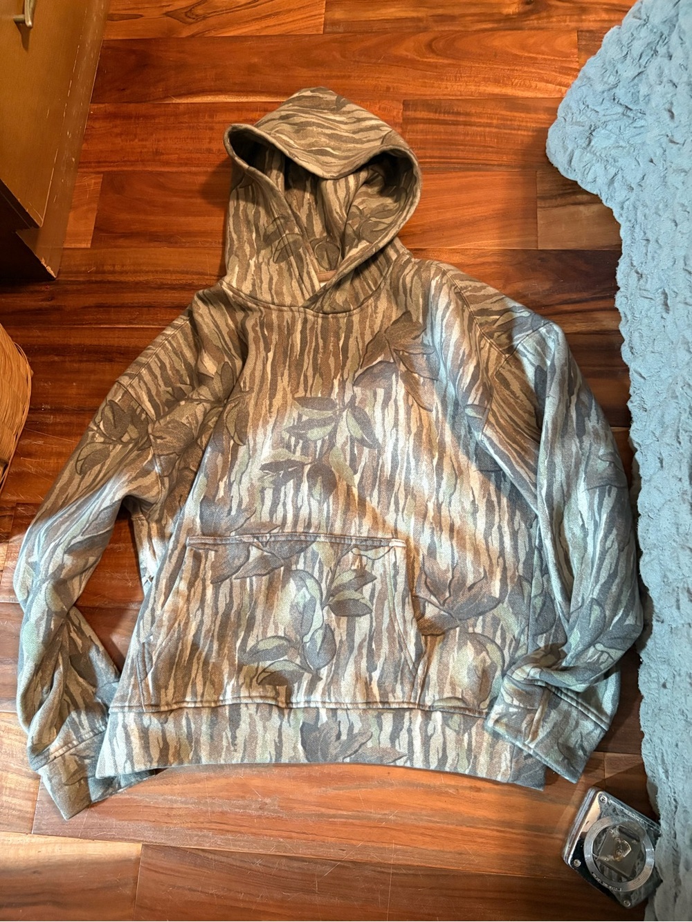 Hollister Boxy Fit Tree Camo Hoodie Pullover Size S